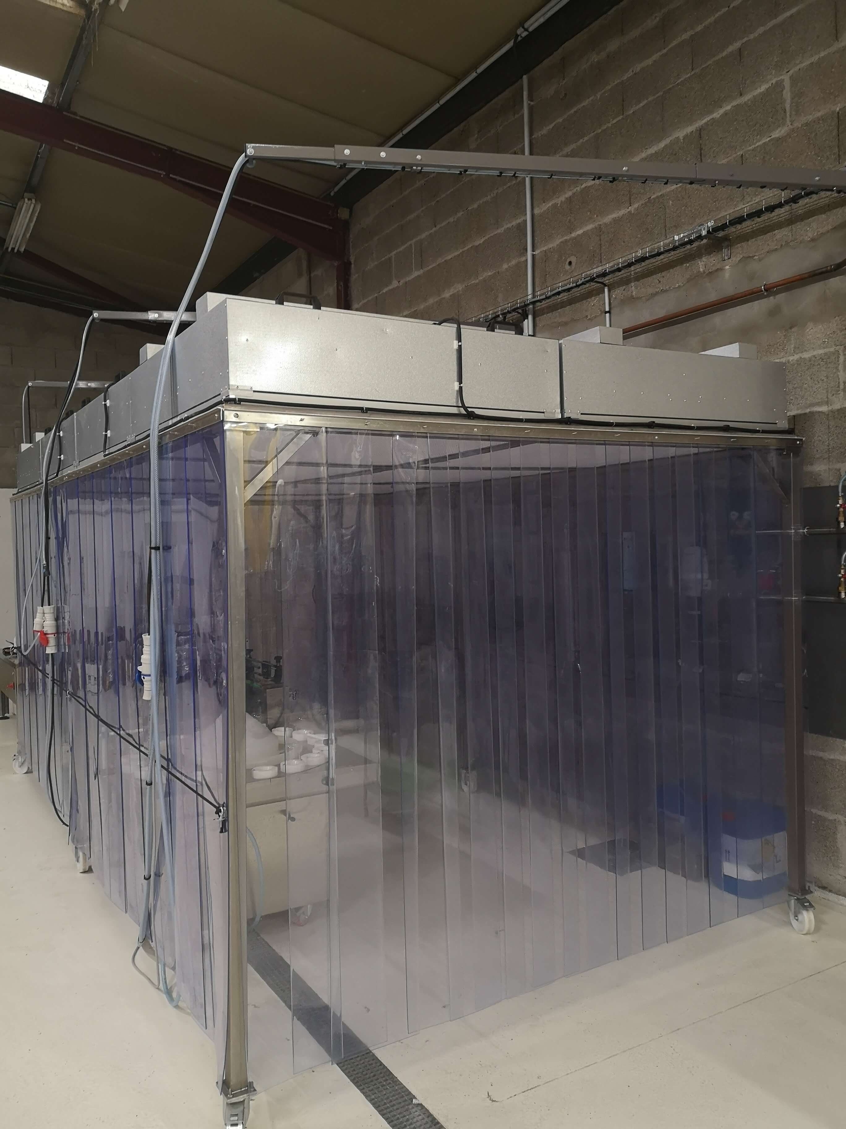 INTBUYING Hotte à flux laminaire vertical Débit d'air Banc propre Atelier  sans poussière avec filtre HEPA Téléphone LCD Atelier de réparation  Laboratoire utilisant 110 V 